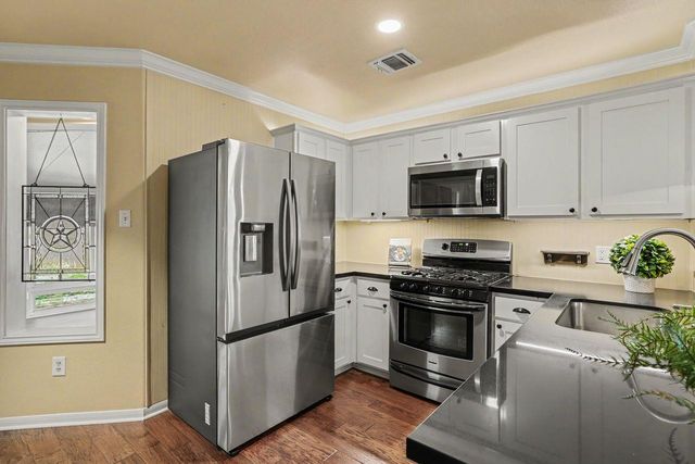 1710 Gaylord DR, Austin, TX 78728