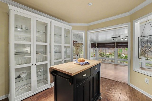 1710 Gaylord DR, Austin, TX 78728