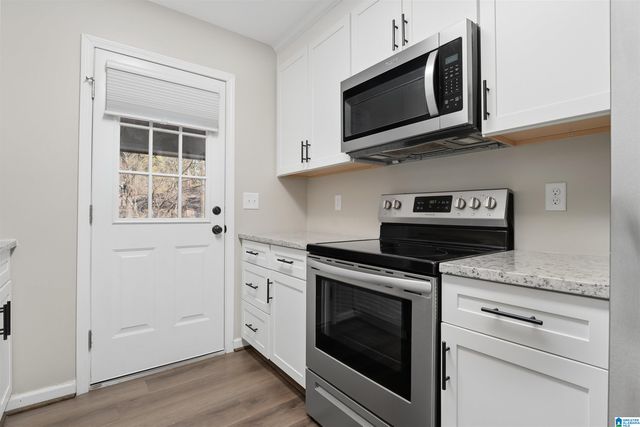 2087 MONTREAT CIRCLE, Vestavia Hills, AL 35216