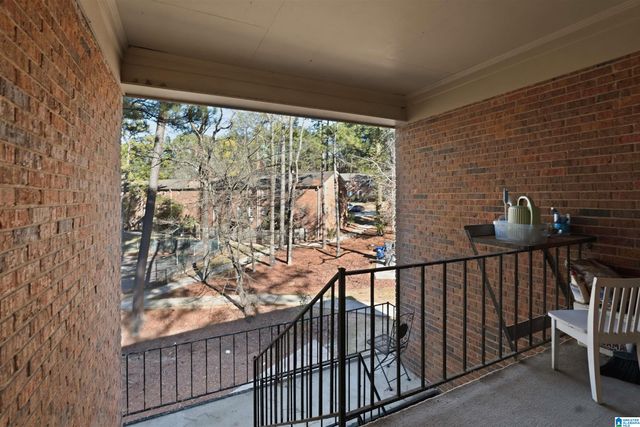 2087 MONTREAT CIRCLE, Vestavia Hills, AL 35216
