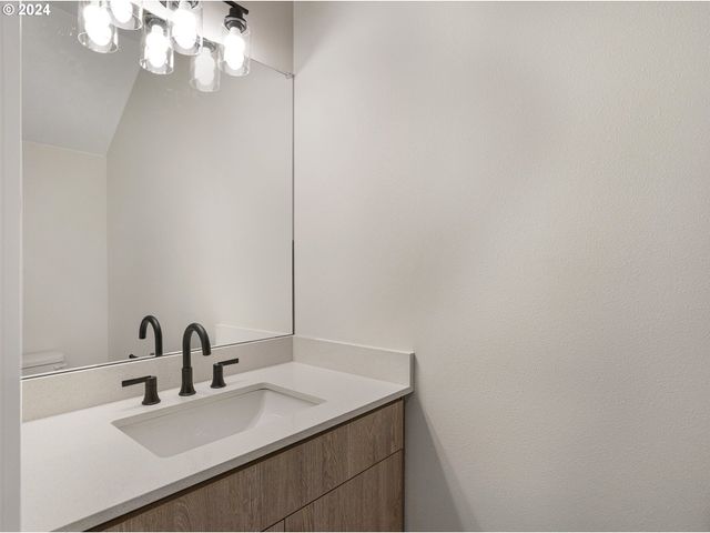 5575 Se 117TH Ave, Portland, OR 97266