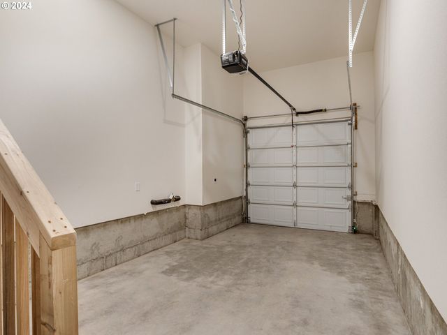 5575 Se 117TH Ave, Portland, OR 97266