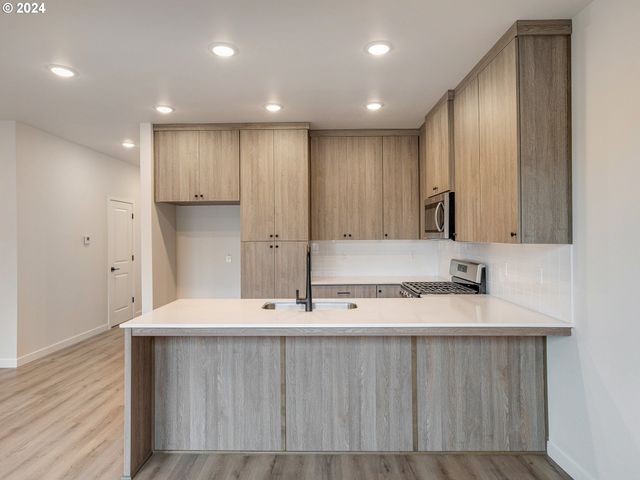 5575 Se 117TH Ave, Portland, OR 97266