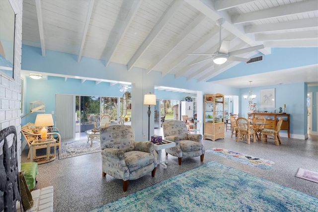 12 GOLFVIEW COURT, Rotonda West, FL 33947
