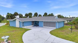 12 GOLFVIEW COURT, Rotonda West, FL 33947