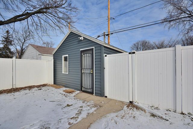 2708 S 45th STREET, Milwaukee, WI 53219