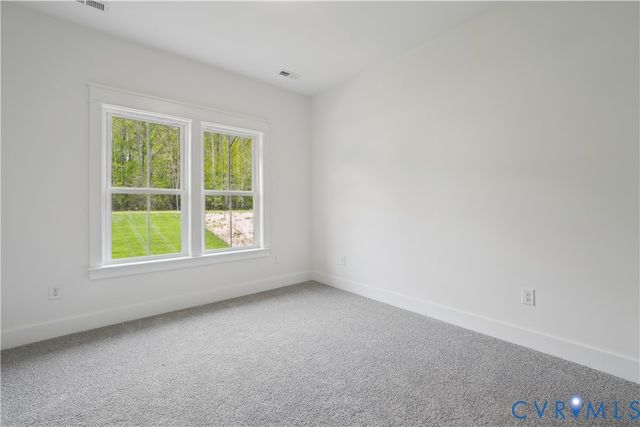 10400 Meyers Park Dr, Ashland, VA 23005