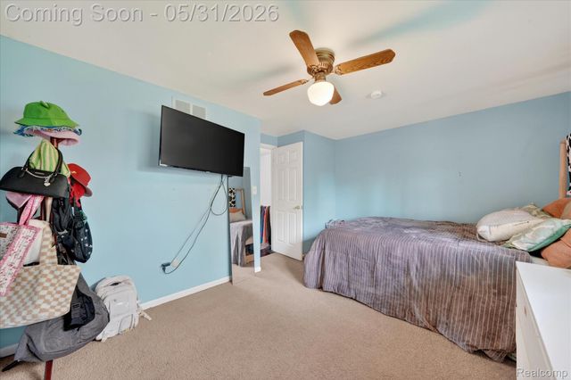 39700 Manor Drive 10, Harrison Charter Township, MI 48045