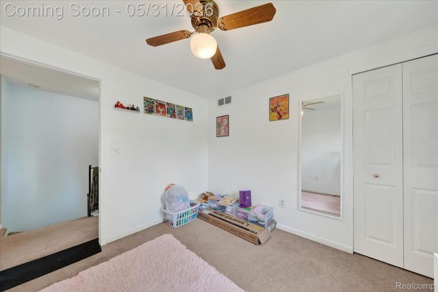 39700 Manor Drive 10, Harrison Charter Township, MI 48045