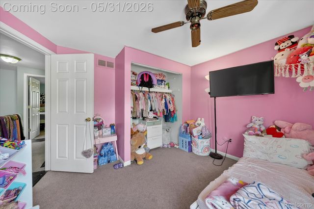 39700 Manor Drive 10, Harrison Charter Township, MI 48045