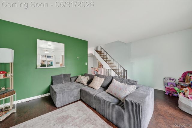 39700 Manor Drive 10, Harrison Charter Township, MI 48045