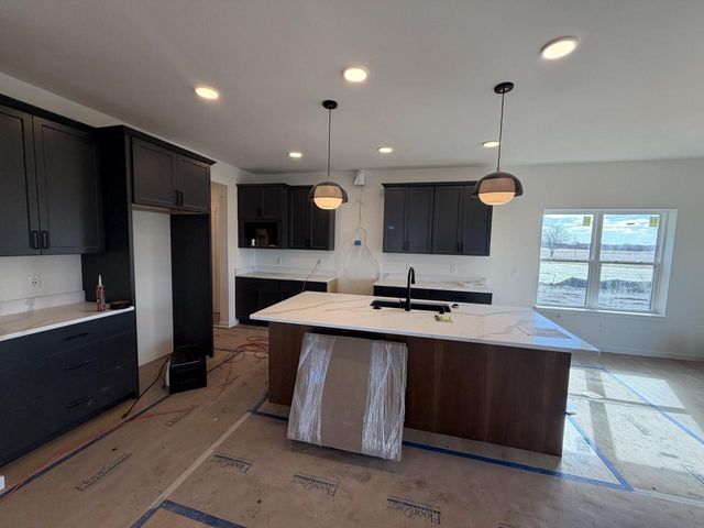 1672 Switchgrass STREET, Oconomowoc, WI 53066