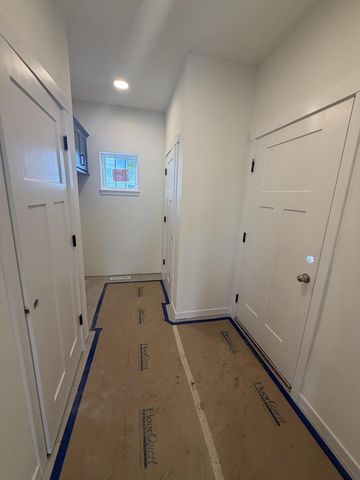 1672 Switchgrass STREET, Oconomowoc, WI 53066