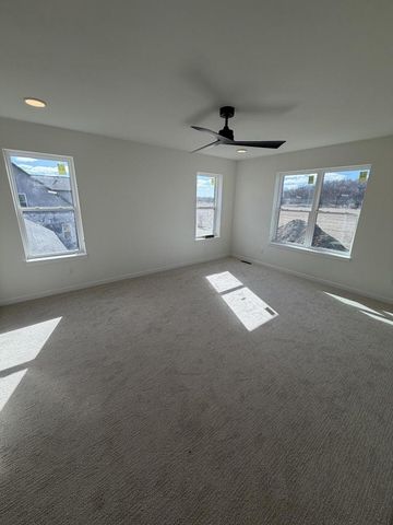 1672 Switchgrass STREET, Oconomowoc, WI 53066