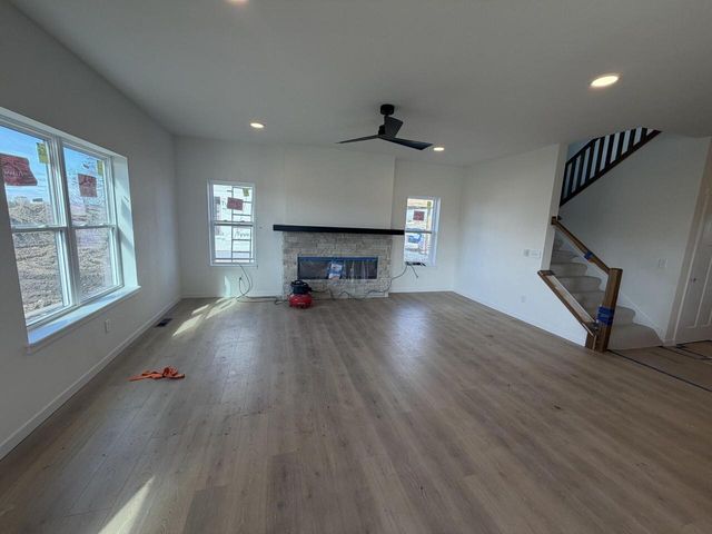 1672 Switchgrass STREET, Oconomowoc, WI 53066