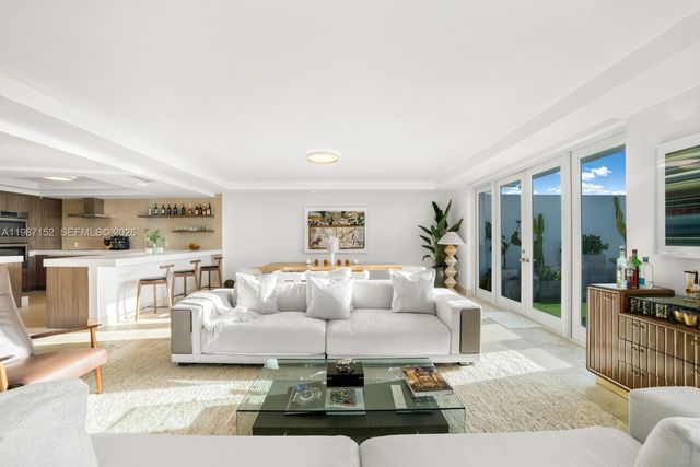 5600 Collins Ave D, Miami Beach, FL 33140