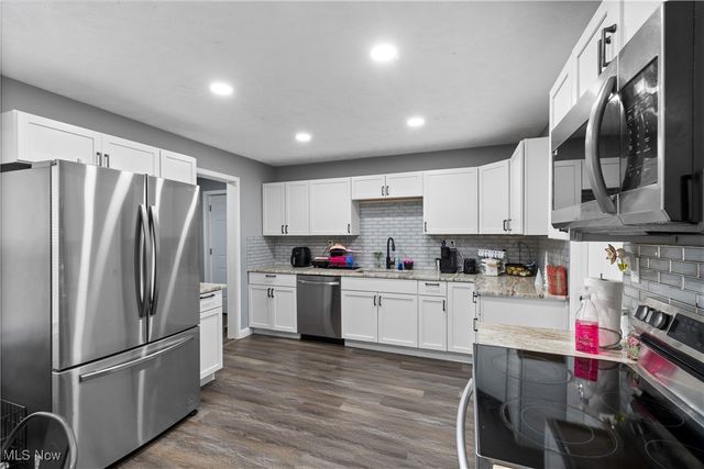 4131 E 74th Street, Cleveland, OH 44105