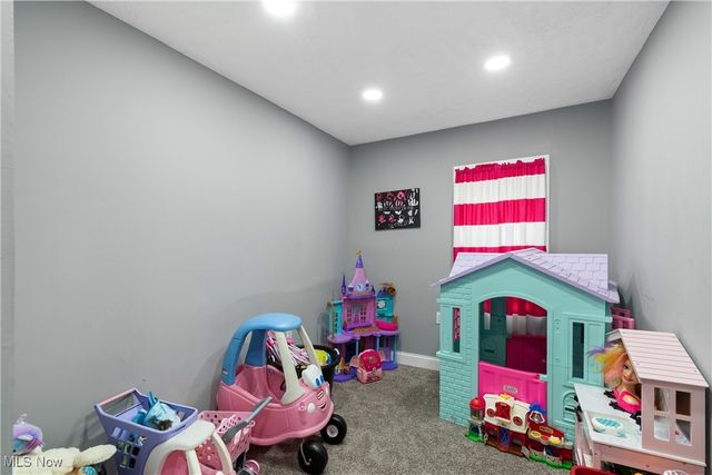 4131 E 74th Street, Cleveland, OH 44105