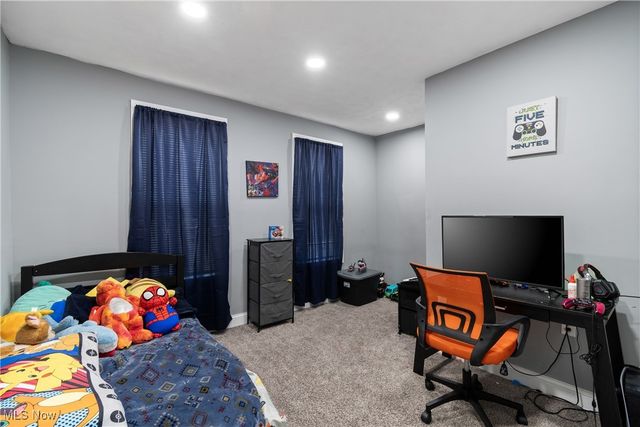 4131 E 74th Street, Cleveland, OH 44105