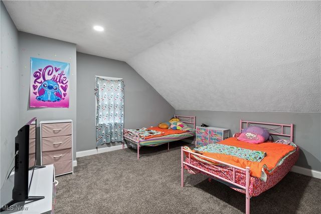 4131 E 74th Street, Cleveland, OH 44105