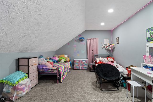 4131 E 74th Street, Cleveland, OH 44105