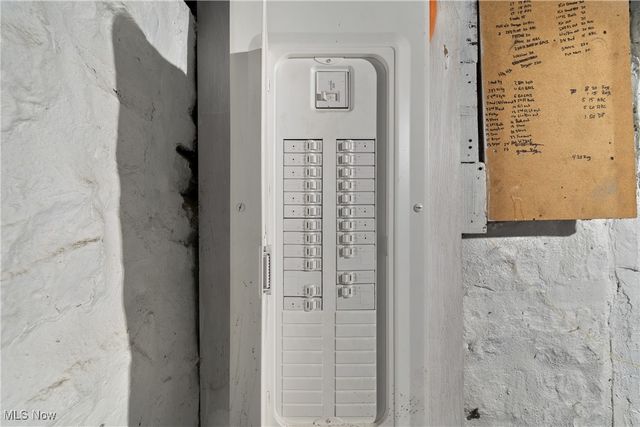 4131 E 74th Street, Cleveland, OH 44105