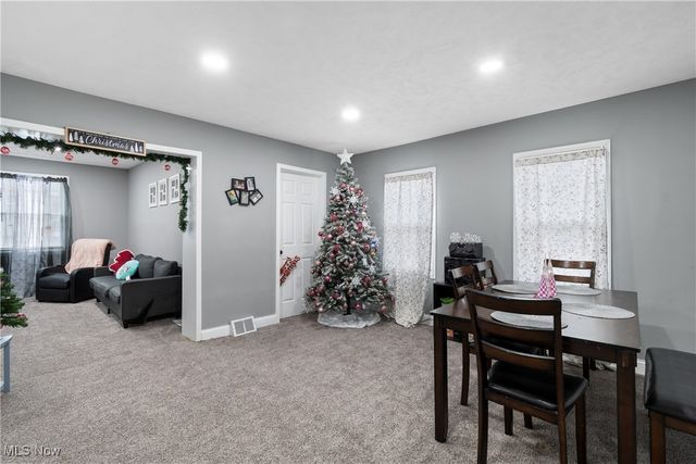 4131 E 74th Street, Cleveland, OH 44105