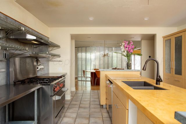 1510 CROCKETT Street, Amarillo, TX 79102