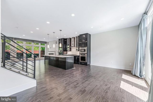 5125 WILLET BRIDGE RD, Bethesda, MD 20816