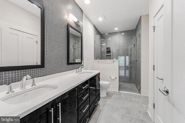 5125 WILLET BRIDGE RD, Bethesda, MD 20816