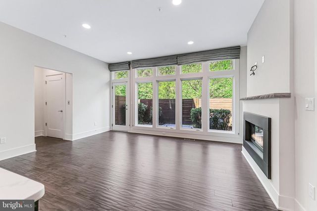 5125 WILLET BRIDGE RD, Bethesda, MD 20816