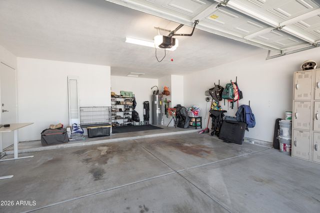 2067 W GILA Lane, Chandler, AZ 85224