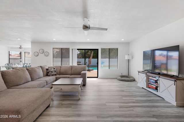 2067 W GILA Lane, Chandler, AZ 85224