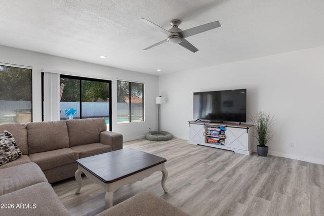 2067 W GILA Lane, Chandler, AZ 85224