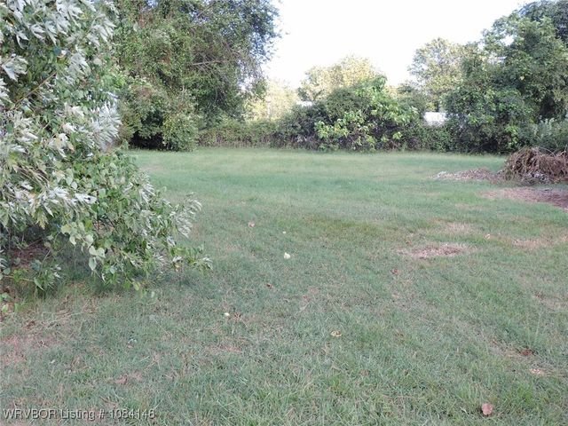 4721 Jenny Lind Road, Fort Smith, AR 72901
