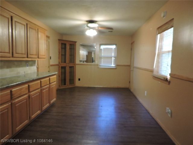 4721 Jenny Lind Road, Fort Smith, AR 72901