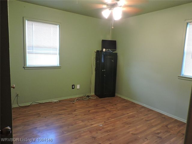 4721 Jenny Lind Road, Fort Smith, AR 72901