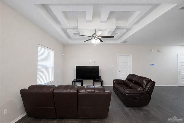 400 Pine Creek, Alamo, TX 78516