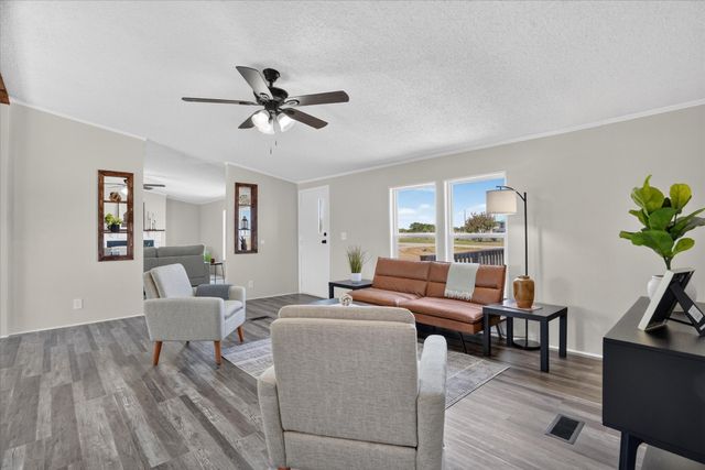 102 Sunshine Meadows Court, Weatherford, TX 76088