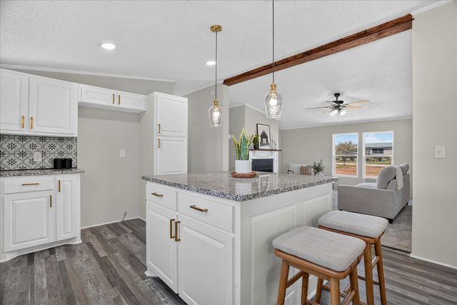 102 Sunshine Meadows Court, Weatherford, TX 76088