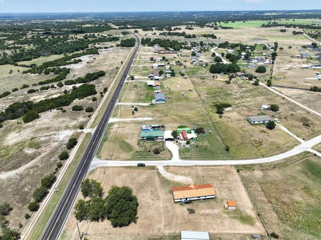 102 Sunshine Meadows Court, Weatherford, TX 76088
