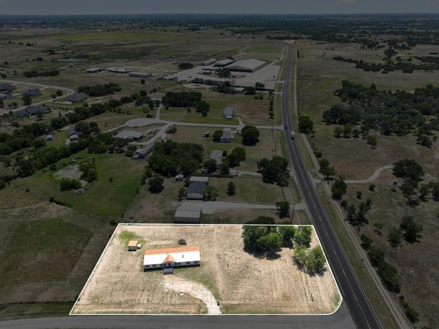 102 Sunshine Meadows Court, Weatherford, TX 76088