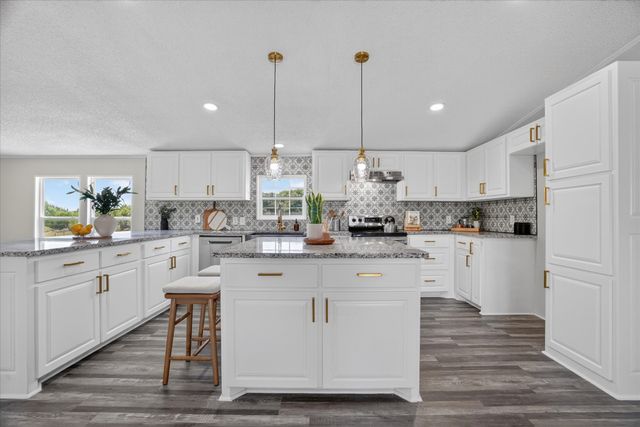 102 Sunshine Meadows Court, Weatherford, TX 76088