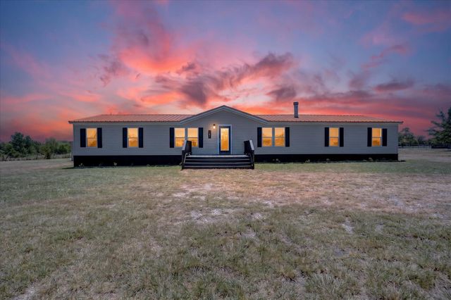 102 Sunshine Meadows Court, Weatherford, TX 76088
