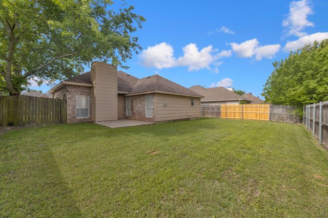 12411 Summer Hill Drive, Balch Springs, TX 75180