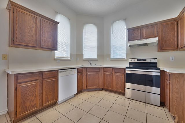 12411 Summer Hill Drive, Balch Springs, TX 75180