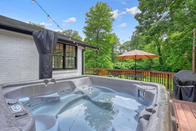3734 Powers Ferry Road, Atlanta, GA 30342