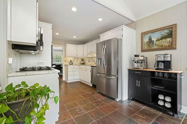 3734 Powers Ferry Road, Atlanta, GA 30342