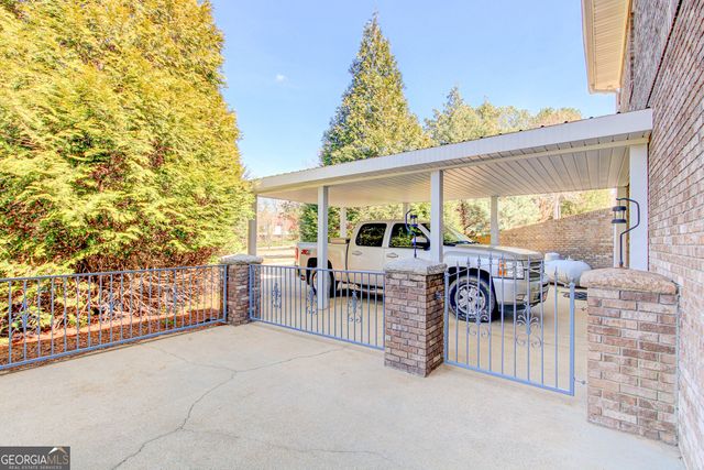 144 Bluff Circle, Wedowee, AL 36278