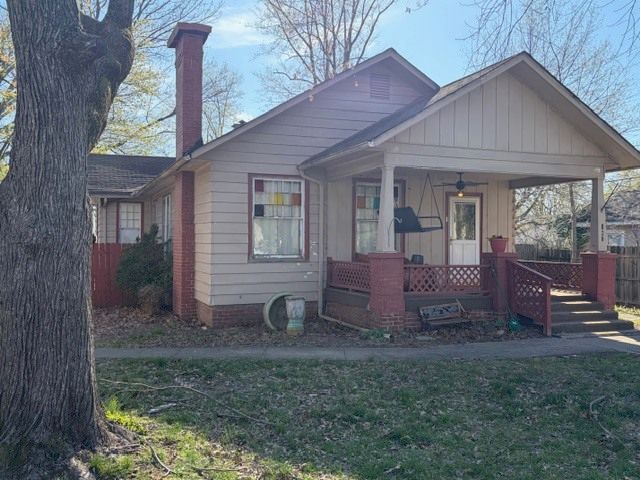 820 S 20th Street, Herrin, IL 62948